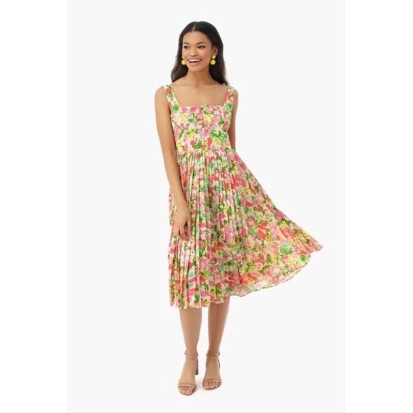 Tuckernuck Fiora Pleat Dress - Picture 8 of 8